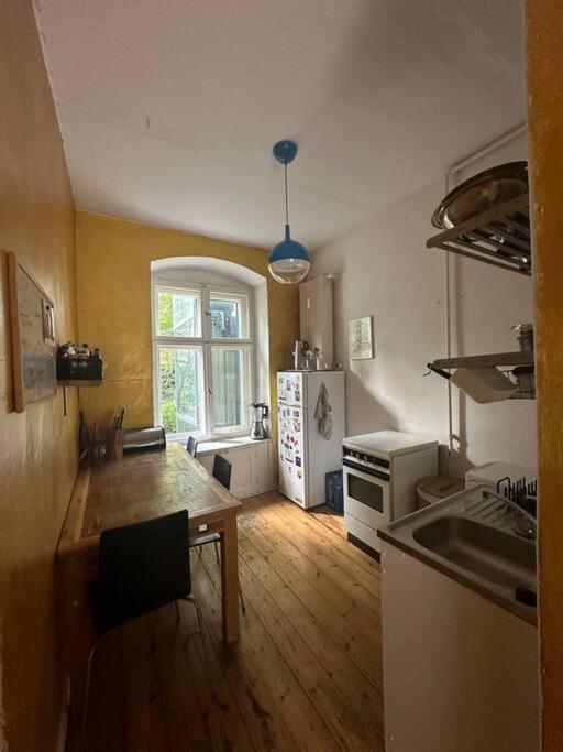 Grosses Apartment Am Kudamm Берлин Екстериор снимка