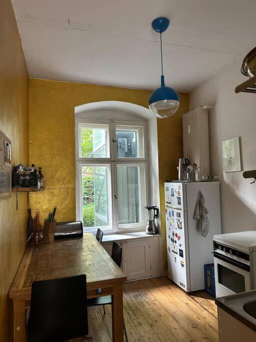 Grosses Apartment Am Kudamm Берлин Екстериор снимка